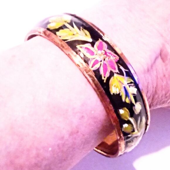 Vintage Floral Hand Painted Enamel Bangle Bracelet * - Picture 5 of 5